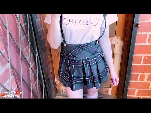 ❤️ Pelajar sekolah Menghisap batangnya dalam-dalam dan meniduri bukannya kelas. Lucah cantik pada ms.com-fullporner.ru ﹏
