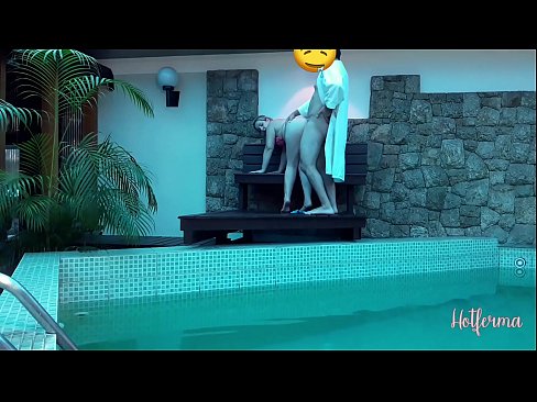 ❤️ Bos menjemput pembantu rumah ke kolam, tetapi tidak dapat menahan panas Lucah cantik pada ms.com-fullporner.ru ﹏